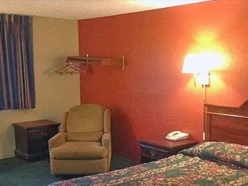 Super 8 By Wyndham Benton Harbor St Joseph Hotel Kültér fotó