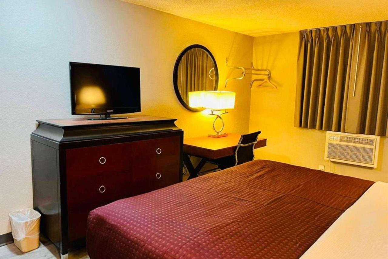 Super 8 By Wyndham Benton Harbor St Joseph Hotel Kültér fotó